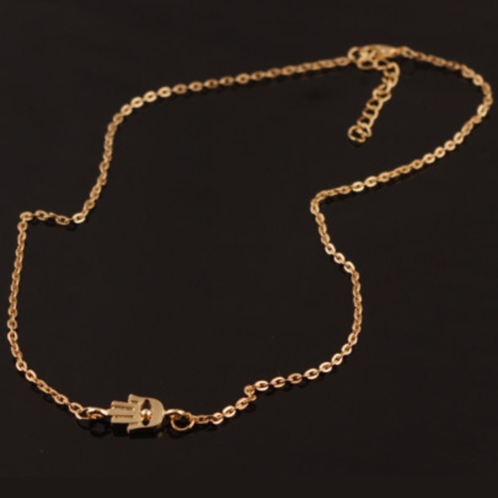 Brandy Melville Palm Necklace